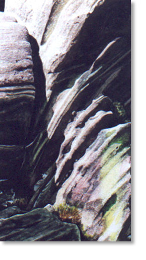 Rock Series No.21 (1999)
14 x 24 cm
watercolour & ink on paper